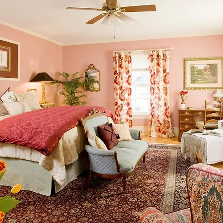 A B&B At The Edward Harris House Inn-3